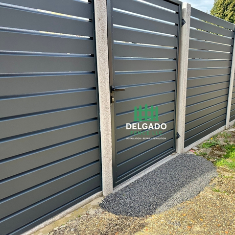 Custom-designed fence detail